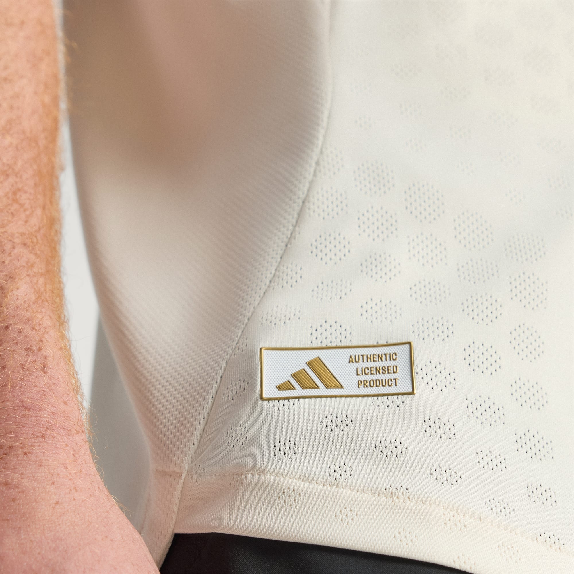 adidas Men's Liverpool Authentic Hugo Ekitike Away Jersey w/ Champions League Patches 25/26 (Wonder White)
