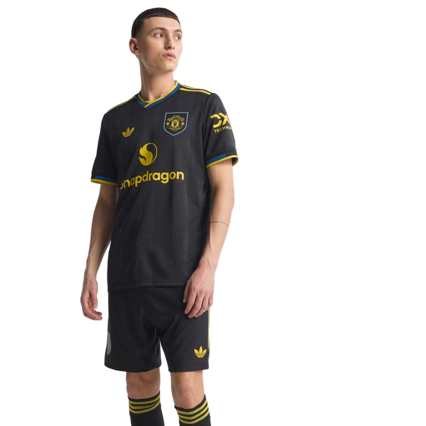 adidas Sesko Men's Manchester United Authentic Third Jersey 25/26 w/ NRFR + EPL Patches (Black)