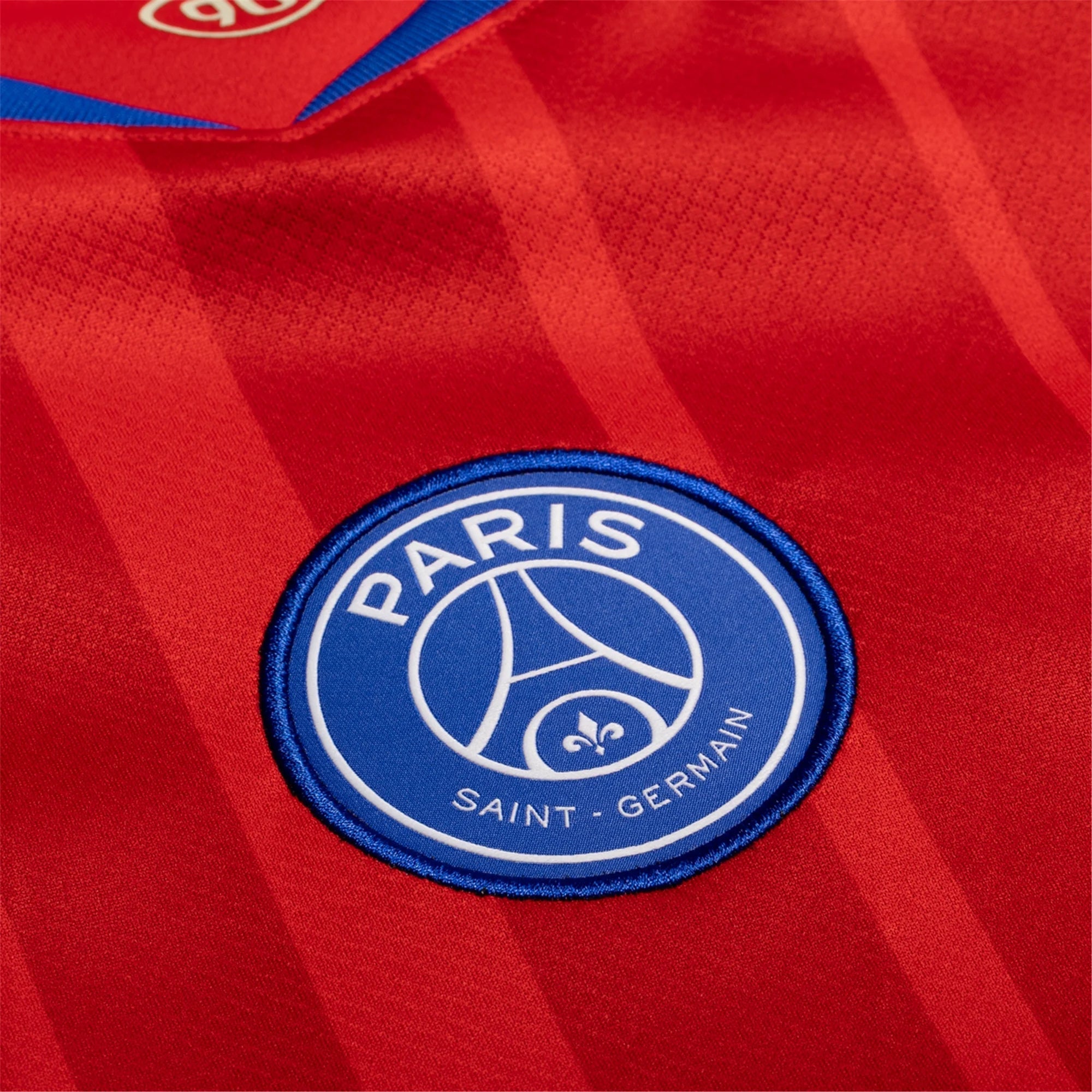 Nike Men's Paris Saint-Germain Désiré Doué T90 Third Jersey w/ Champions League Patches 25/26 (Sport Red/Hyper Royal)