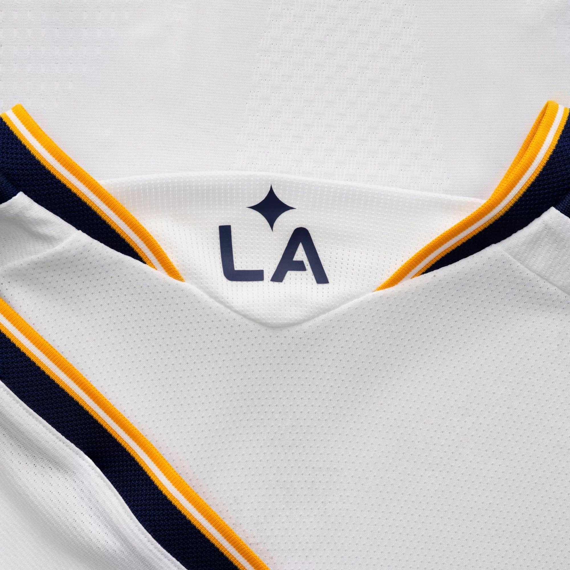 adidas Men's Miller LA Galaxy Authentic Match Home Jersey 26/27 (White)